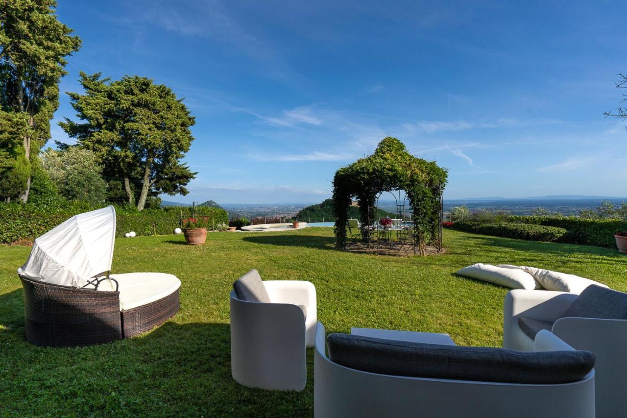 Casa Loretta, Your Luxurious Getaway With Stunning Views Nievole Экстерьер фото